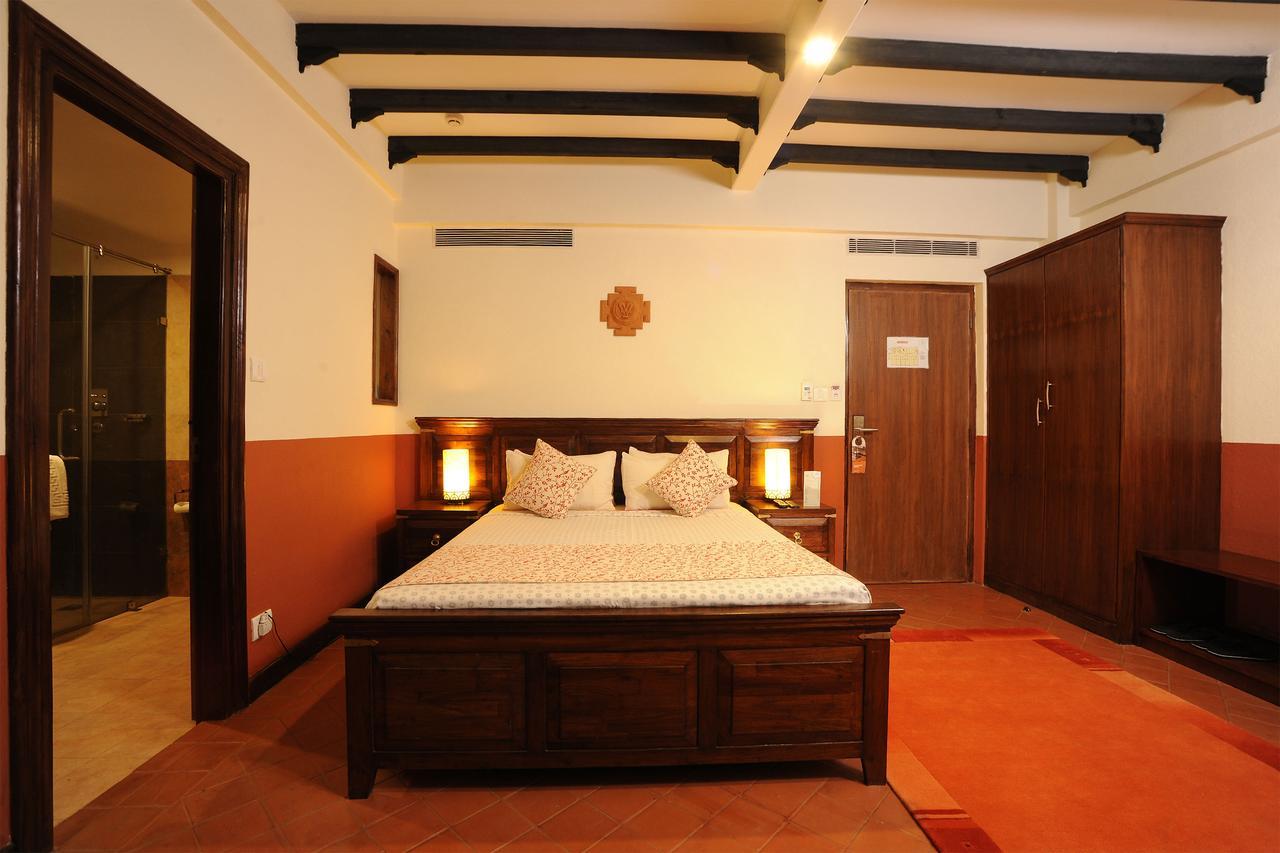 Traditional Comfort Boutique Hotel Kathmandu Buitenkant foto