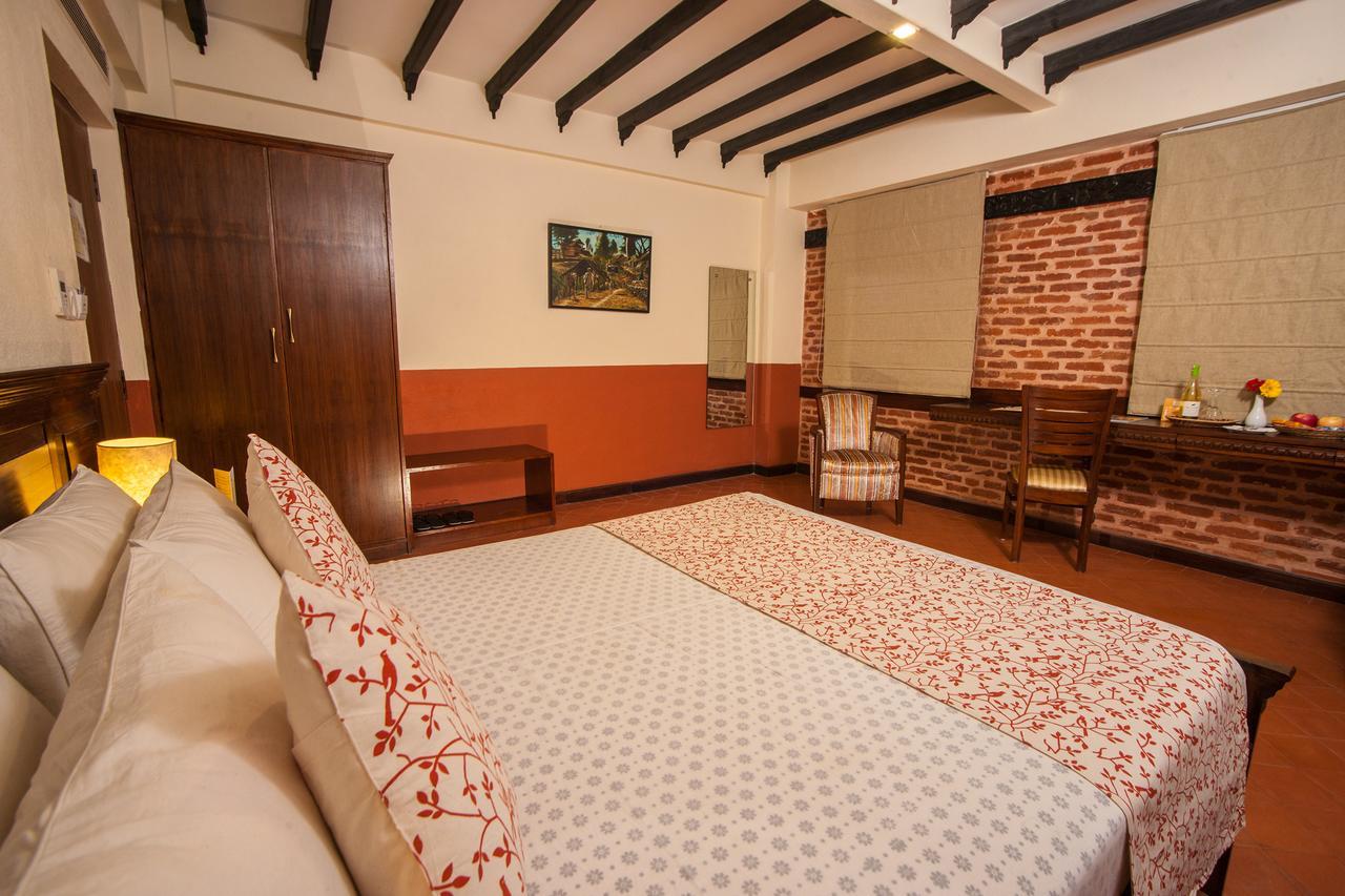 Traditional Comfort Boutique Hotel Kathmandu Buitenkant foto