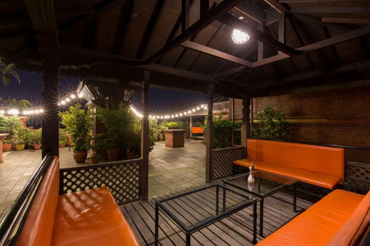Traditional Comfort Boutique Hotel Kathmandu Buitenkant foto